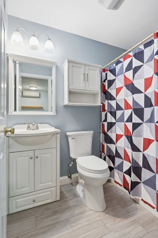 75 Park St A, Ayer, MA 01432