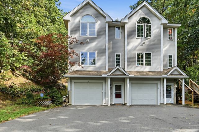 75 Park St A, Ayer, MA 01432
