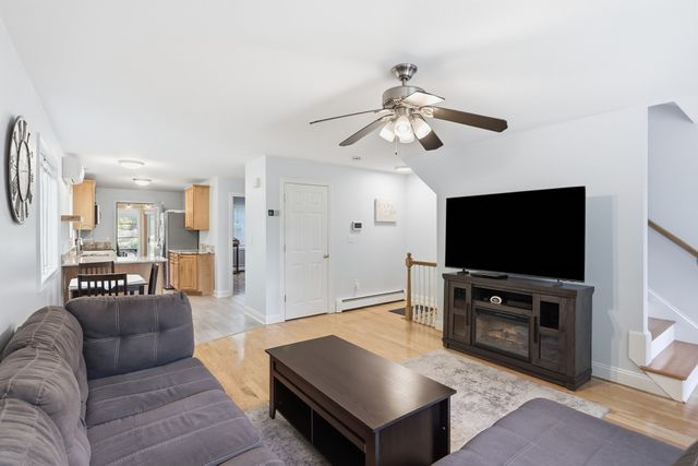 75 Park St A, Ayer, MA 01432
