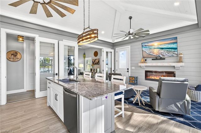 13875 Golden Palms CIR, Fort Myers, FL 33913