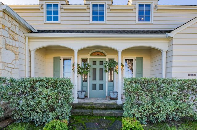 202 Pine Street, Salinas, CA 93901