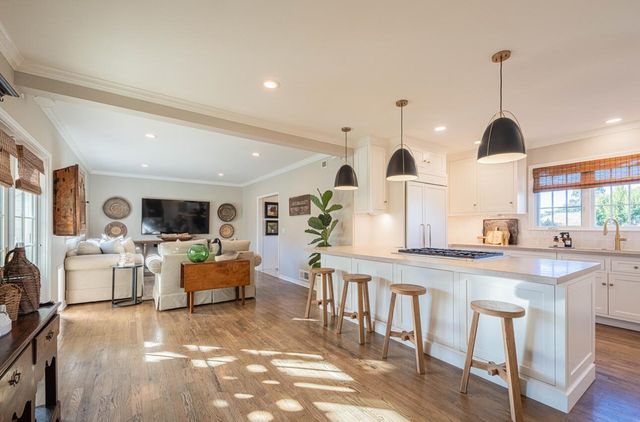 202 Pine Street, Salinas, CA 93901