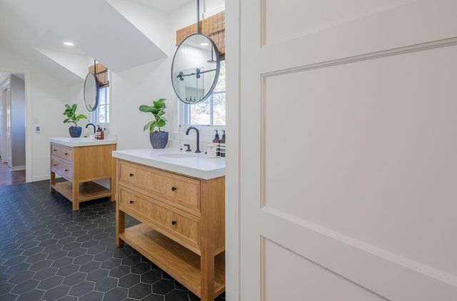 202 Pine Street, Salinas, CA 93901