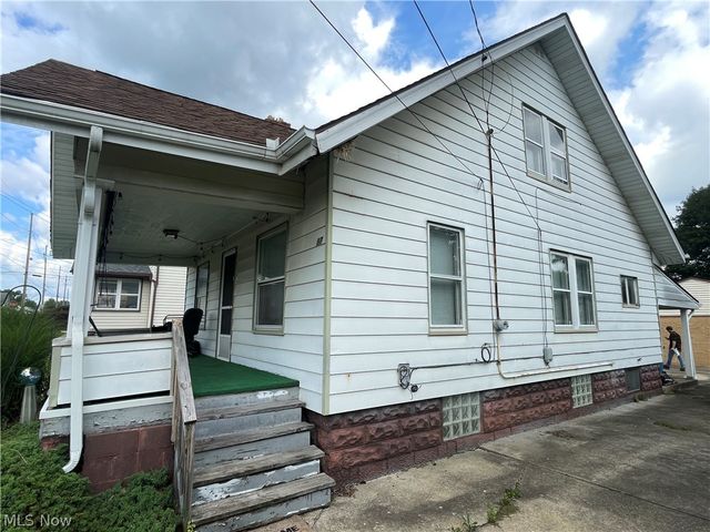 97 Creed Street, Struthers, OH 44471