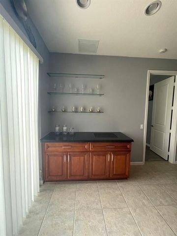 7445 Sarentino Lane 219, Boynton Beach, FL 33437