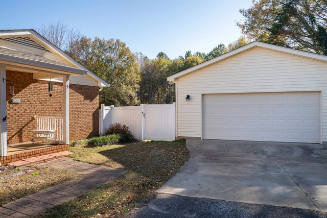 209 N Hill Drive, Boiling Springs, SC 29316
