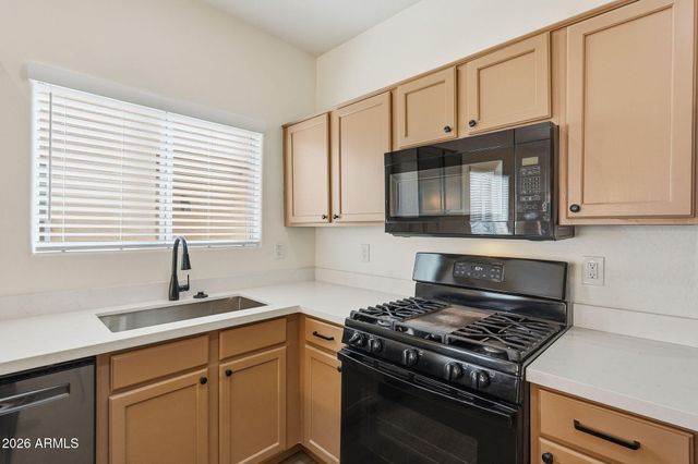 710 W SPRUELL Avenue, Coolidge, AZ 85128