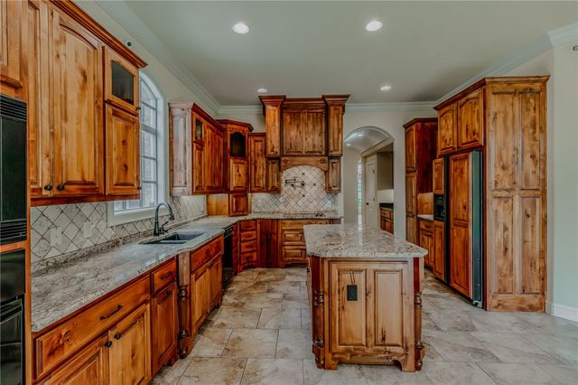1504 Chapel Hill Drive, Bentonville, AR 72712