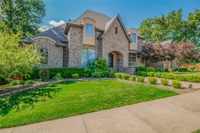 1504 Chapel Hill Drive, Bentonville, AR 72712