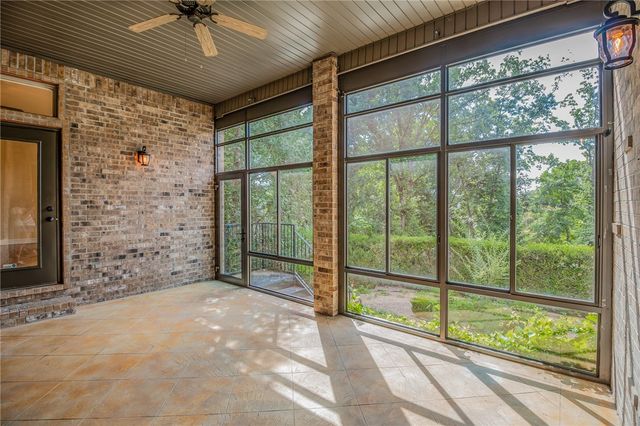 1504 Chapel Hill Drive, Bentonville, AR 72712