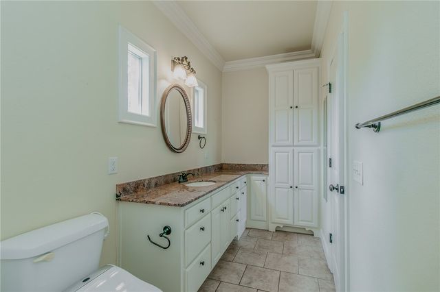 1504 Chapel Hill Drive, Bentonville, AR 72712