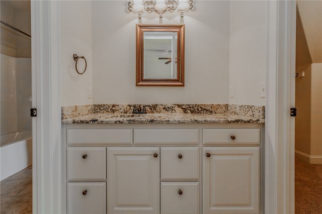 1504 Chapel Hill Drive, Bentonville, AR 72712