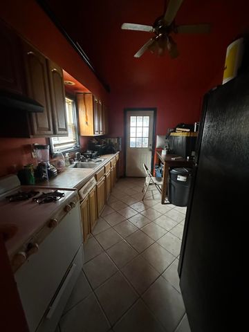 4338 Torrence Avenue, Hammond, IN 46327