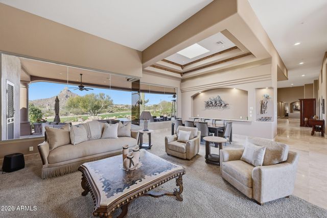 10580 E YEARLING Drive, Scottsdale, AZ 85255