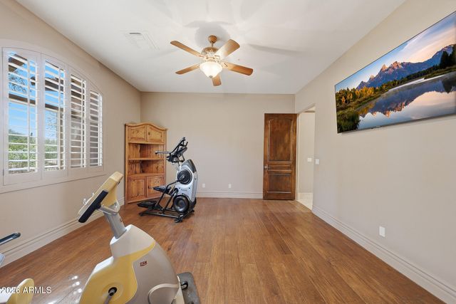 10580 E YEARLING Drive, Scottsdale, AZ 85255