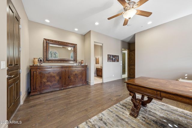 10580 E YEARLING Drive, Scottsdale, AZ 85255