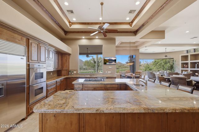 10580 E YEARLING Drive, Scottsdale, AZ 85255