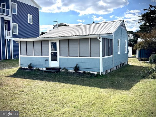 203 S BAY SHORE DR, Milton, DE 19968