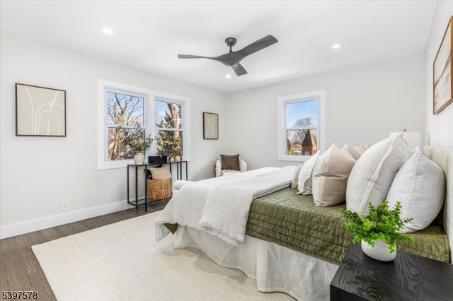 15 Princeton Pl, Clifton City, NJ 07014