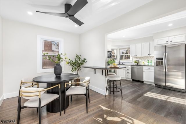 15 Princeton Pl, Clifton City, NJ 07014