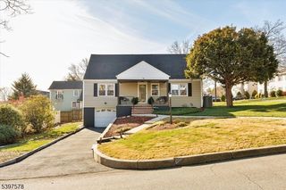 15 Princeton Pl, Clifton City, NJ 07014