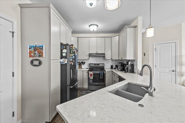 132 Stillwater Ln Unit 7, Williston, VT 05495