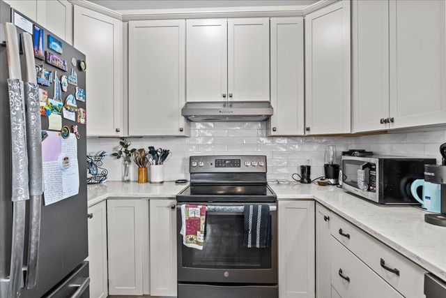 132 Stillwater Ln Unit 7, Williston, VT 05495