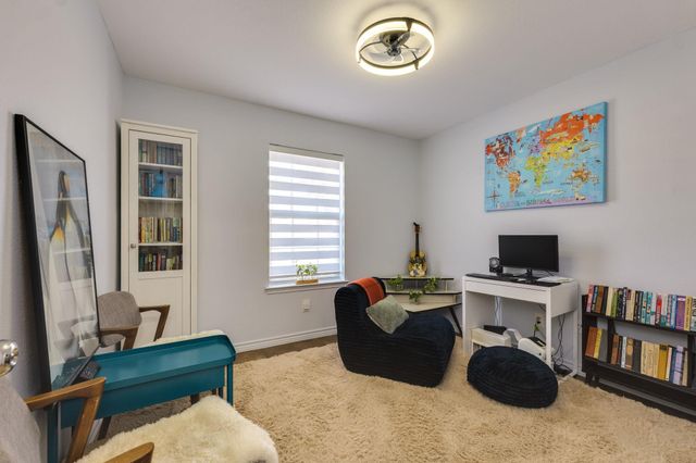 507 Clear Spring LN, Leander, TX 78641