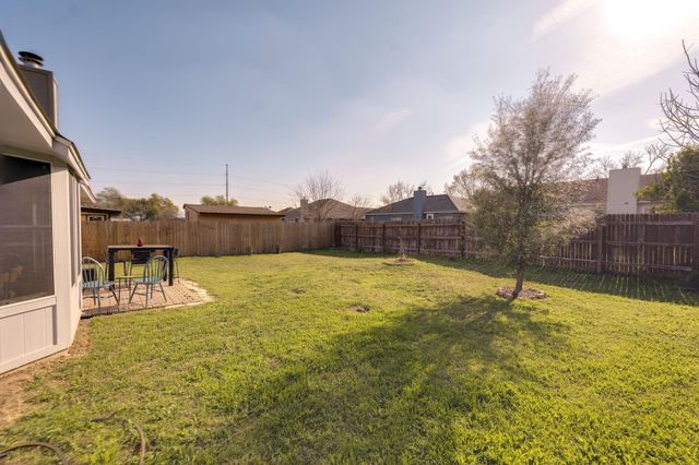 507 Clear Spring LN, Leander, TX 78641