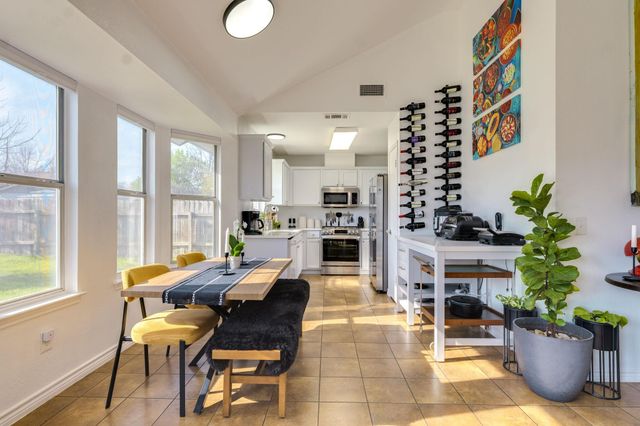 507 Clear Spring LN, Leander, TX 78641