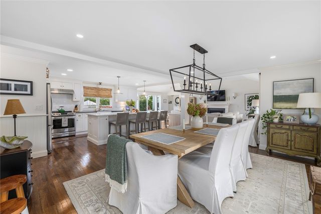 129 Fieldwood Avenue, Seekonk, MA 02771