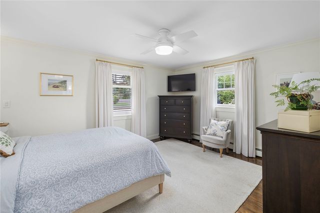 129 Fieldwood Avenue, Seekonk, MA 02771