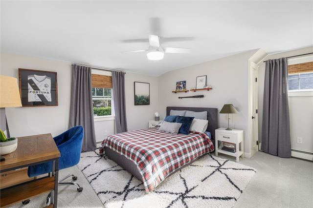 129 Fieldwood Avenue, Seekonk, MA 02771