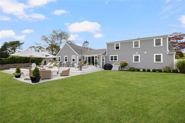 129 Fieldwood Avenue, Seekonk, MA 02771