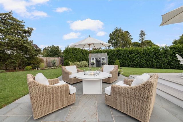 129 Fieldwood Avenue, Seekonk, MA 02771