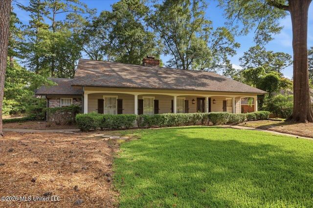 5440 Saratoga Drive, Jackson, MS 39211