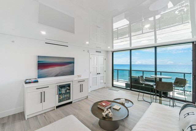 3115 S Ocean Boulevard 104, Highland Beach, FL 33487