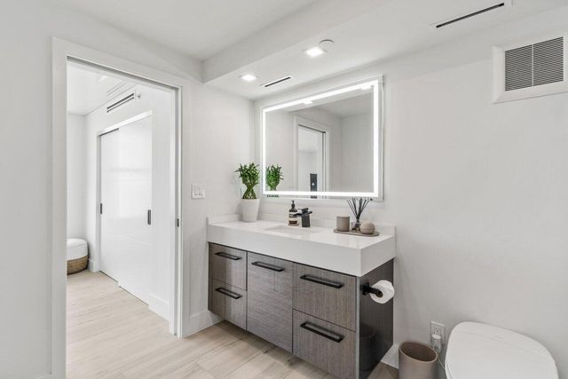 3115 S Ocean Boulevard 104, Highland Beach, FL 33487