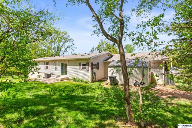 4441 Bernadette Avenue, Bellevue, NE 68147