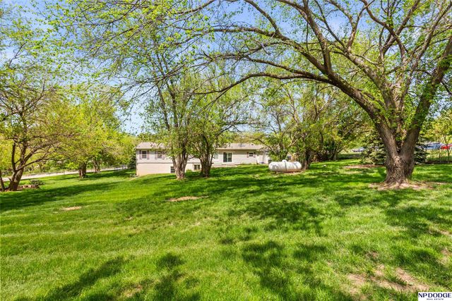 4441 Bernadette Avenue, Bellevue, NE 68147