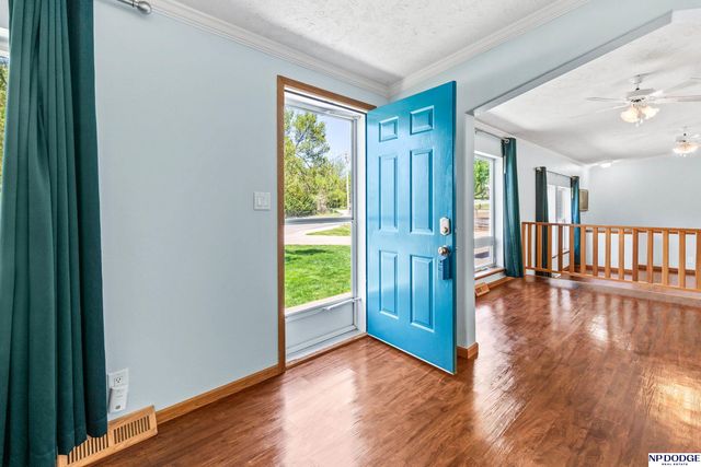 4441 Bernadette Avenue, Bellevue, NE 68147