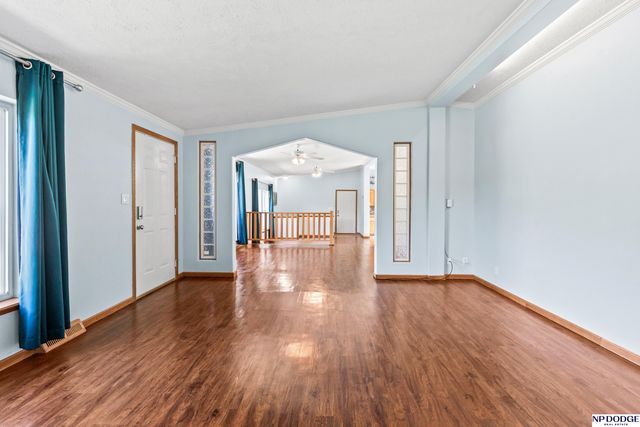 4441 Bernadette Avenue, Bellevue, NE 68147