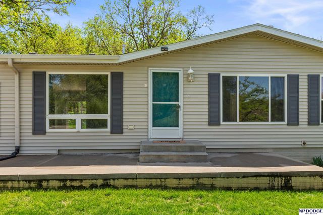4441 Bernadette Avenue, Bellevue, NE 68147