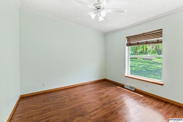 4441 Bernadette Avenue, Bellevue, NE 68147