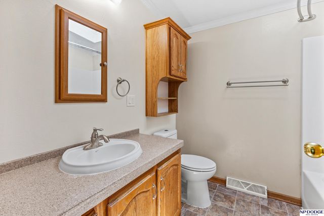 4441 Bernadette Avenue, Bellevue, NE 68147