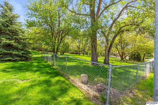 4441 Bernadette Avenue, Bellevue, NE 68147