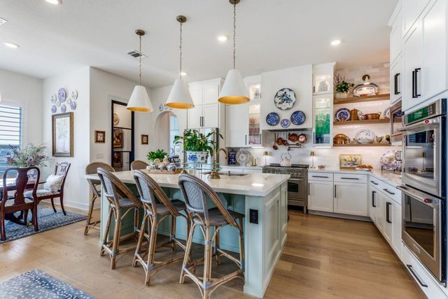 2540 Costa Del Sol DR 46, Leander, TX 78641