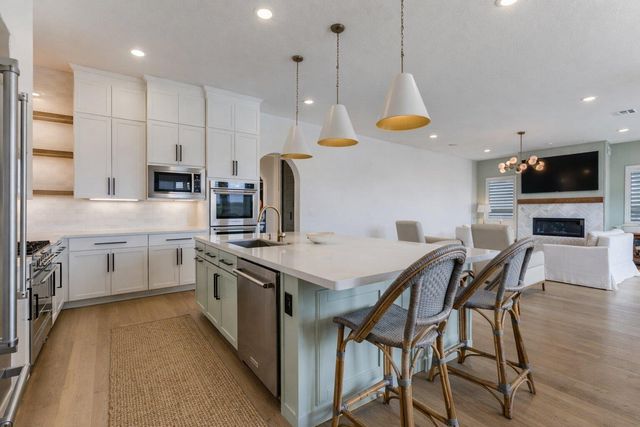 2540 Costa Del Sol DR 46, Leander, TX 78641