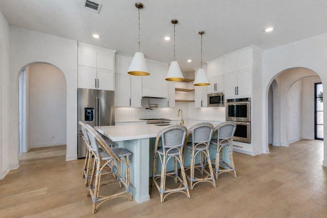 2540 Costa Del Sol DR 46, Leander, TX 78641