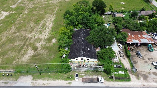 8020 Jensen Drive, Houston, TX 77093